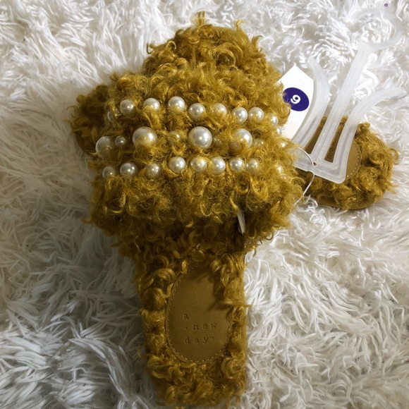 Women’s Adrienne slip-on embellished slide slippers - Picture 3 of 3